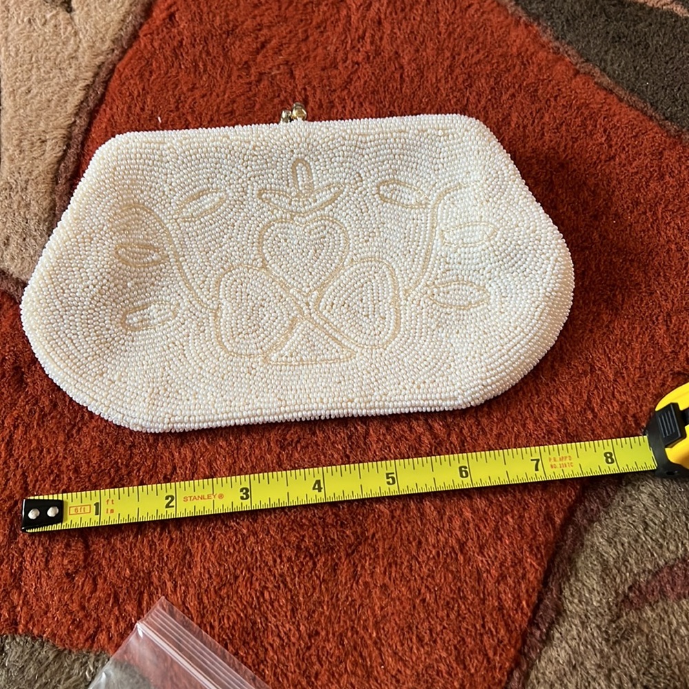 Ivory beaded bag - Picture 4 of 5